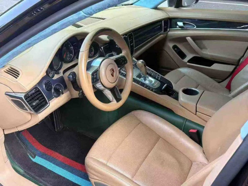 郑州12年保时捷帕拉梅拉3