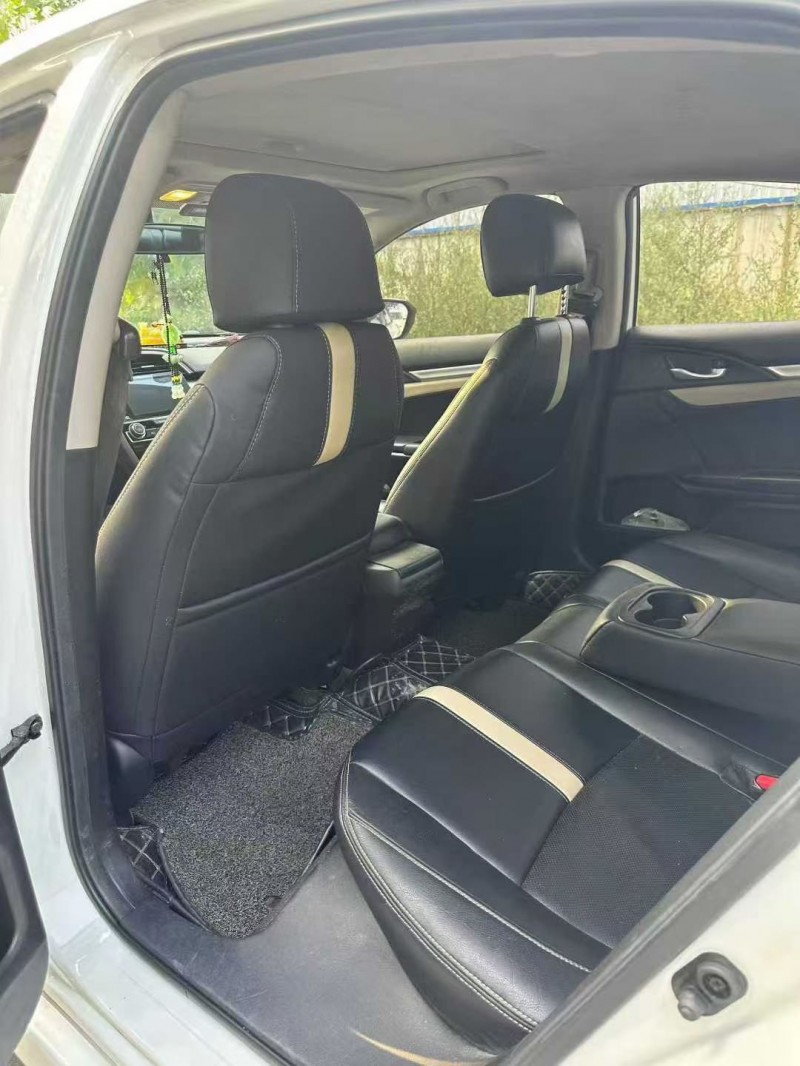 潍坊17年本田思域5