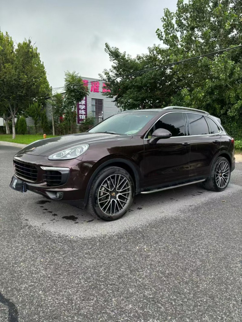 宿迁16年保时捷卡宴2