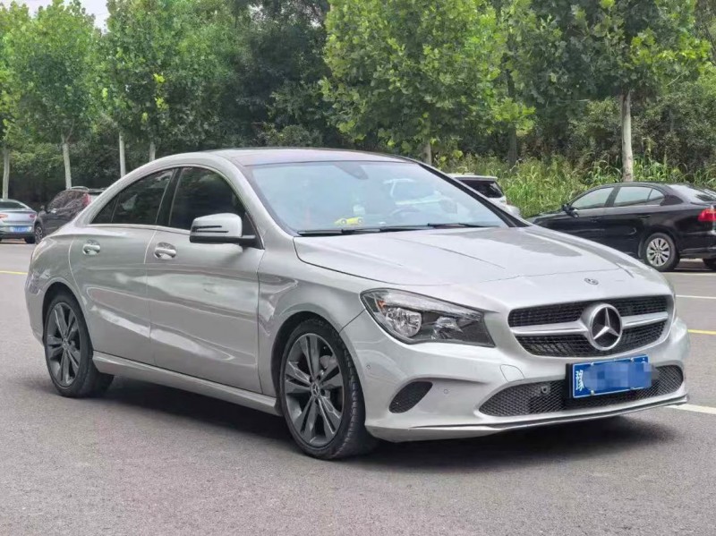 郑州18年奔驰CLA2