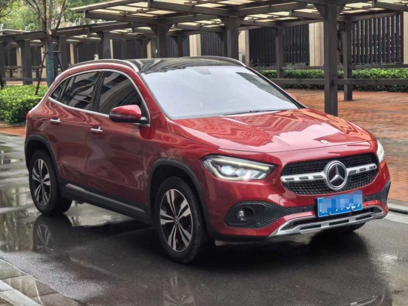 郑州21年奔驰GLA3