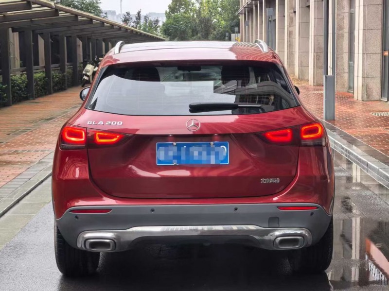 郑州21年奔驰GLA8