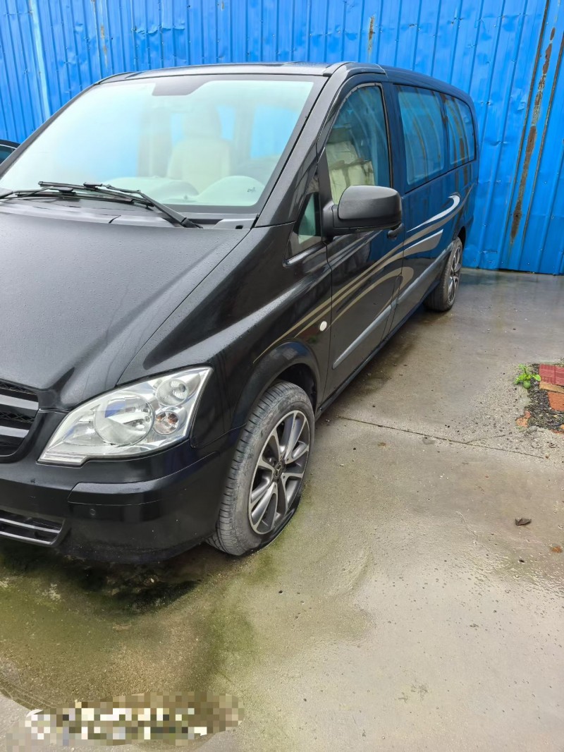 潍坊14年奔驰威霆2