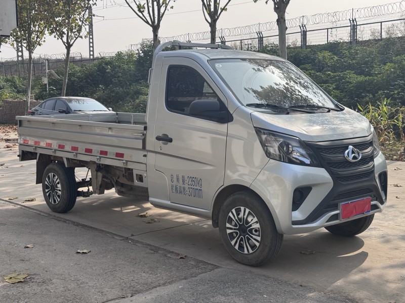 郑州23年长安汽车跨越2