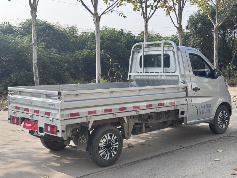 郑州23年长安汽车跨越4