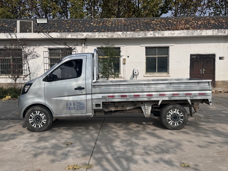 郑州23年长安汽车跨越6