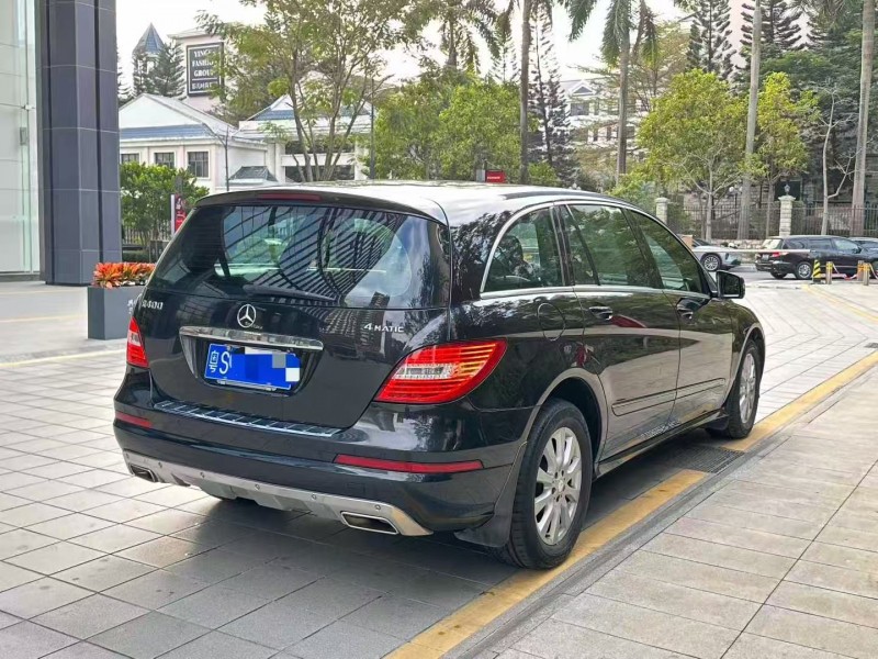 深圳14年奔驰R7
