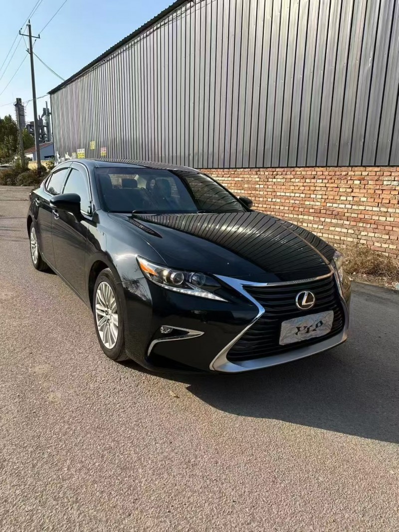 潍坊18年雷克萨斯ES2