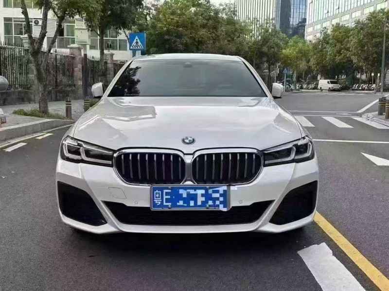 深圳22年宝马5系1