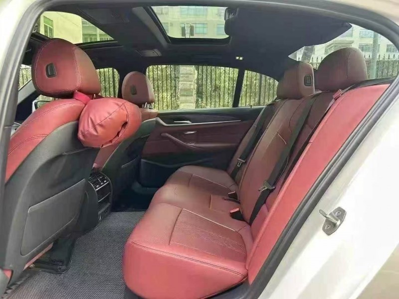 深圳22年宝马5系6