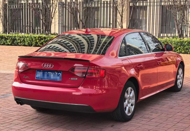 郑州11年奥迪A4L6