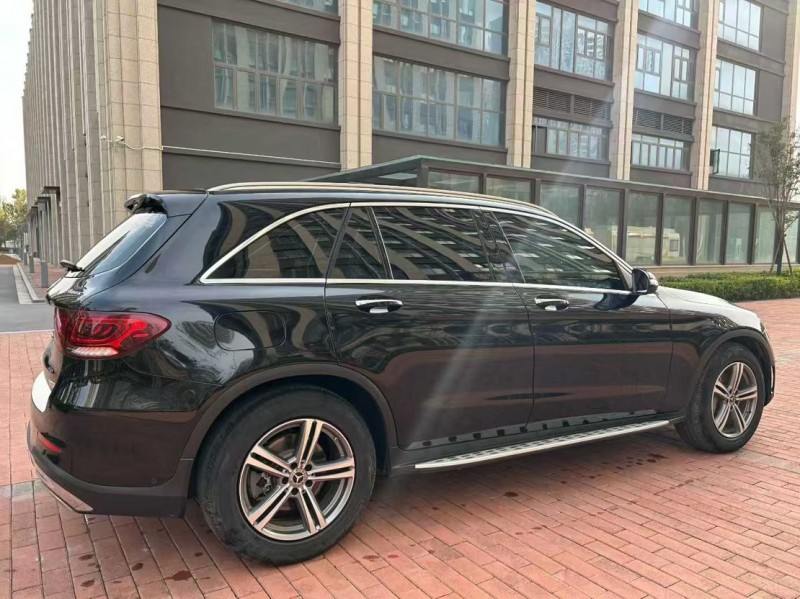 郑州19年奔驰GLC9