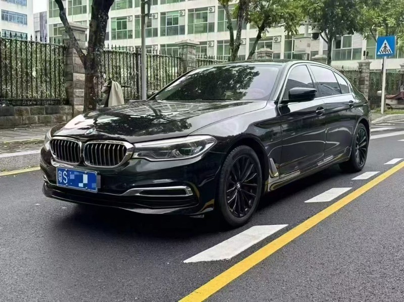 广州20年宝马5系3