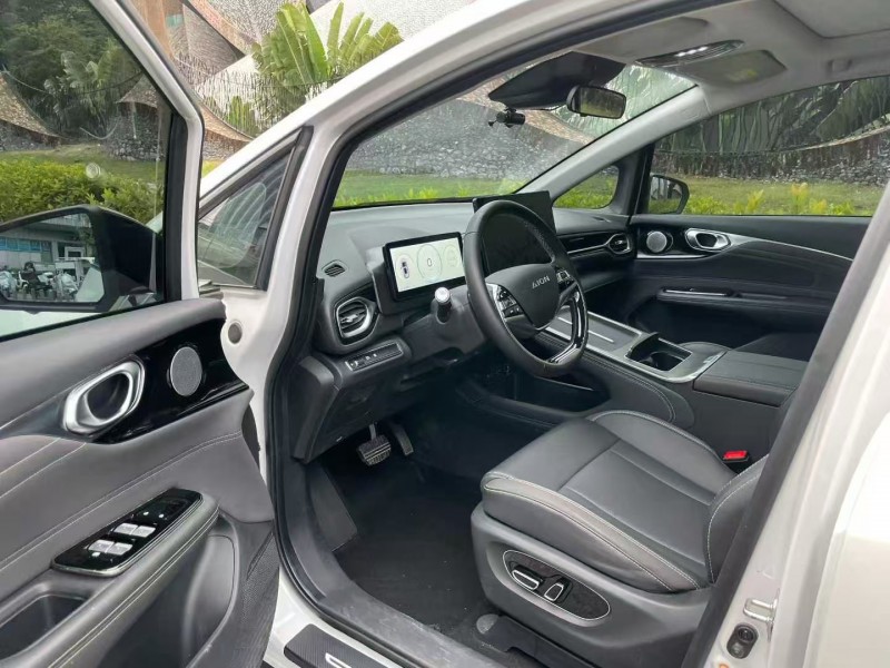 深圳24年传祺埃安V4