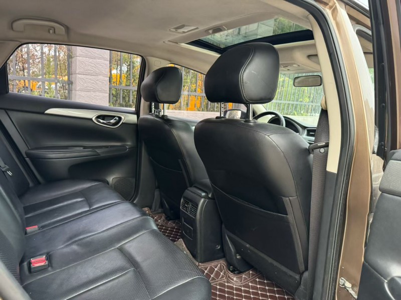 平顶山15年日产轩逸5