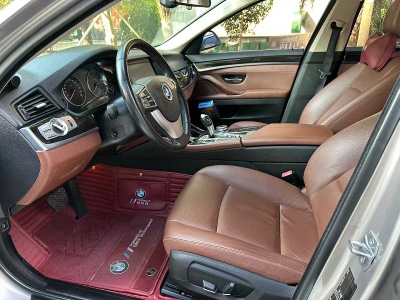 深圳16年宝马5系4