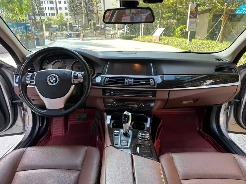 深圳16年宝马5系5