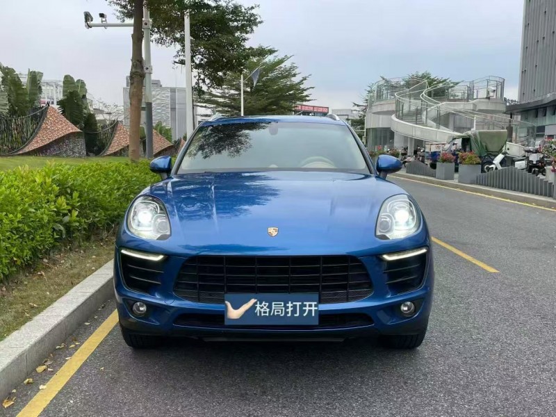 深圳15年保时捷Macan1