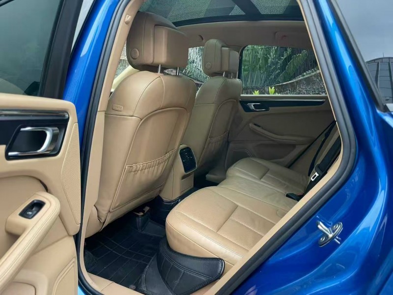 深圳15年保时捷Macan6