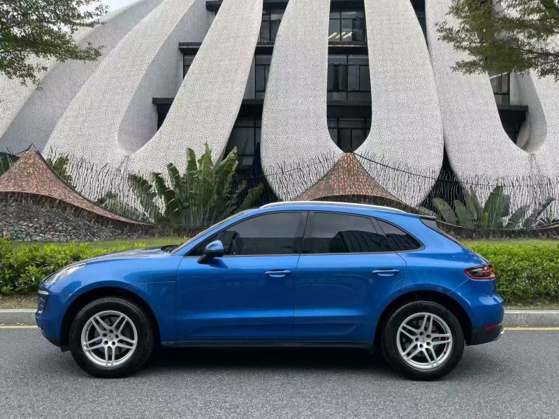 深圳15年保时捷Macan8