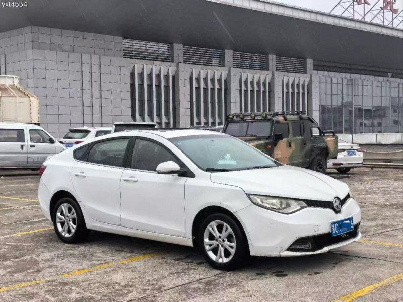 东莞17年名爵锐行3