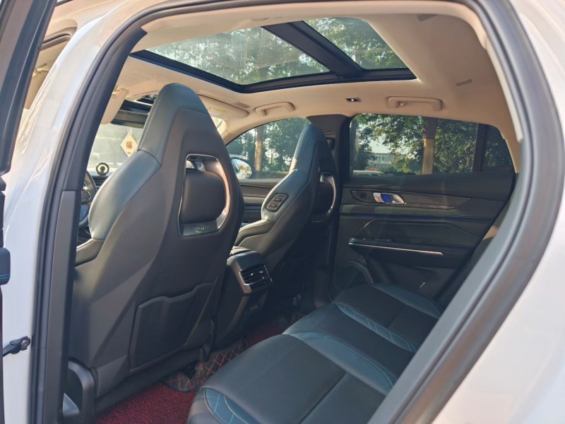 东莞22年领克055