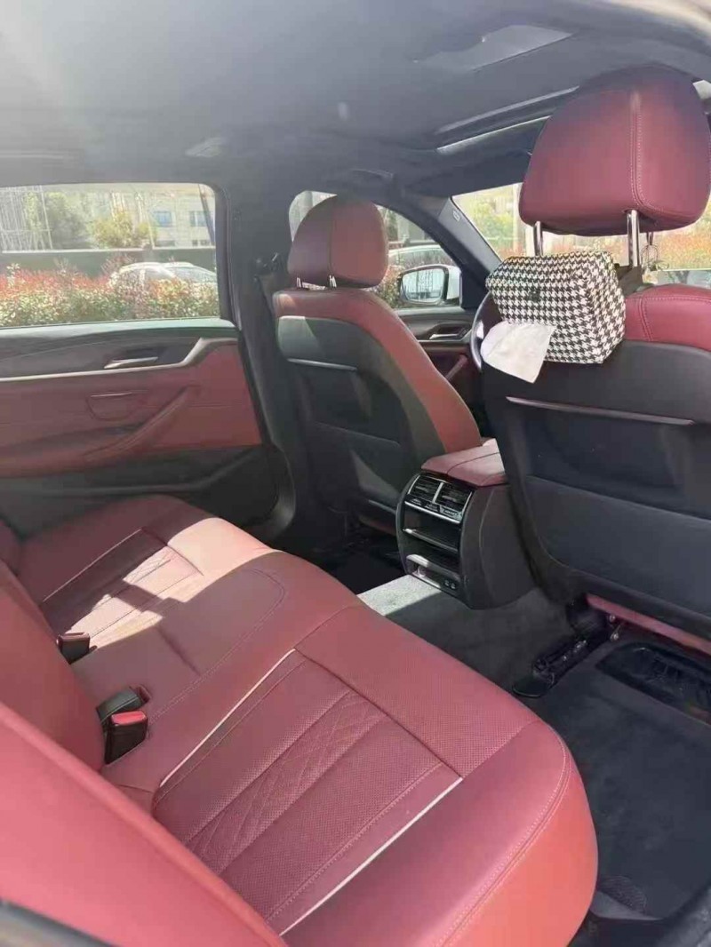 襄阳23年宝马5系3