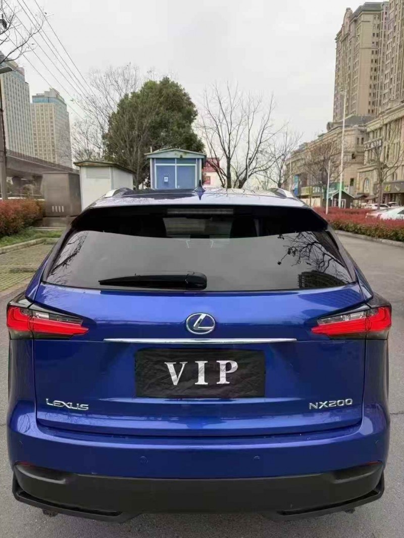襄阳15年雷克萨斯NX5