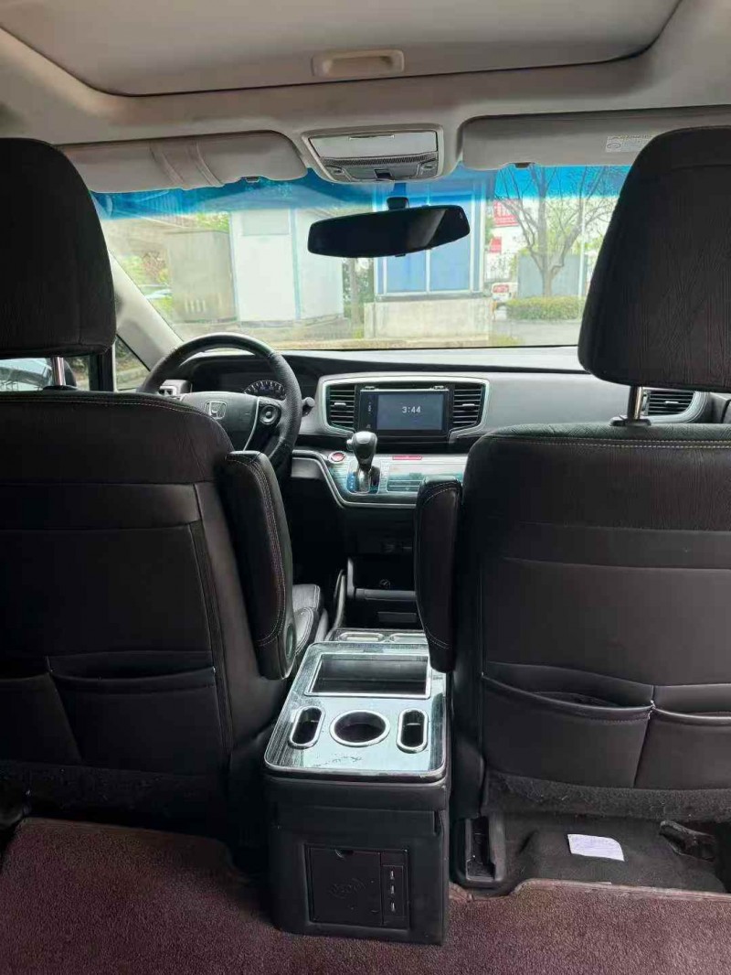 襄阳16年本田奥德赛6