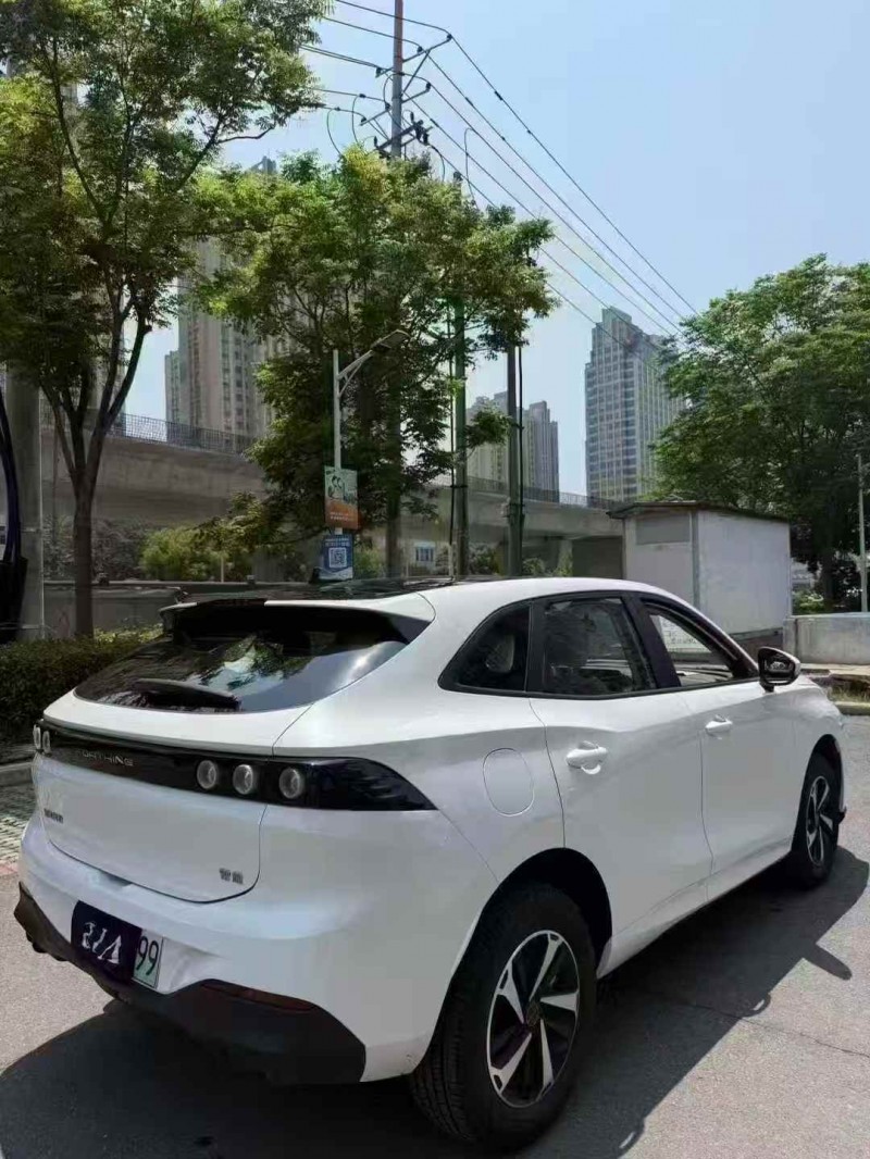 襄阳25年东风雷霆5