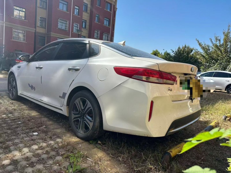 青岛19年起亚K58