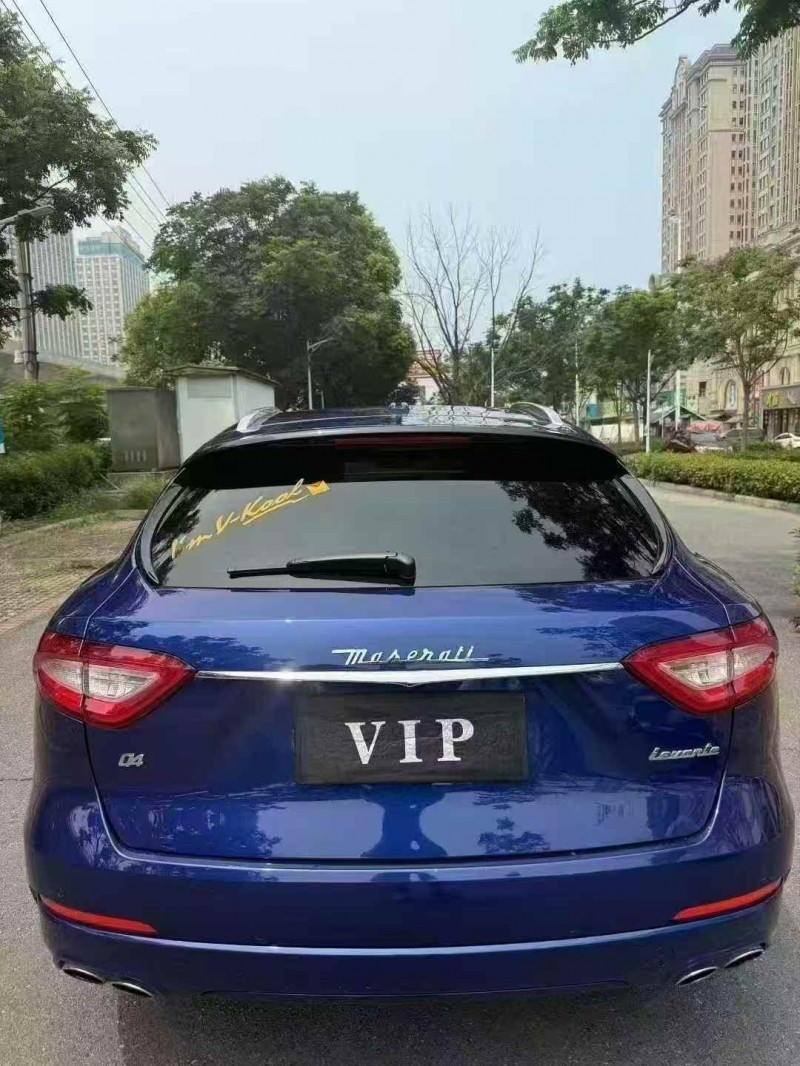 襄阳19年玛莎拉蒂Levante5