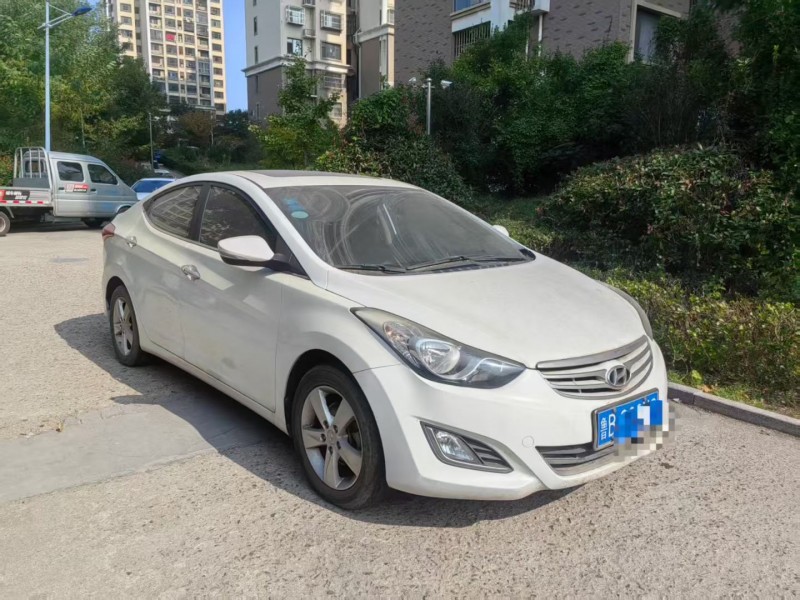 青岛15年现代朗动3