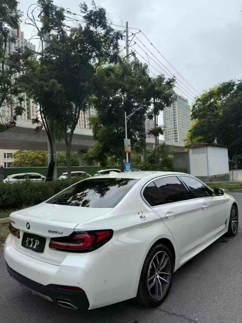 襄阳22年宝马5系4