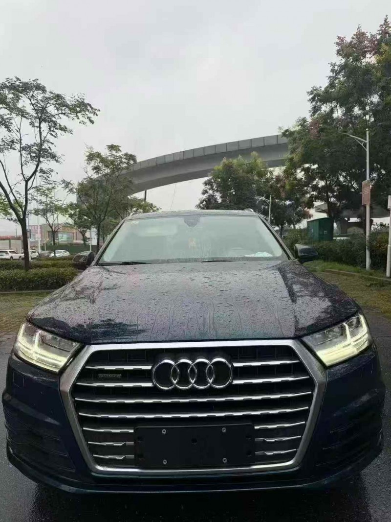 襄阳18年奥迪Q71