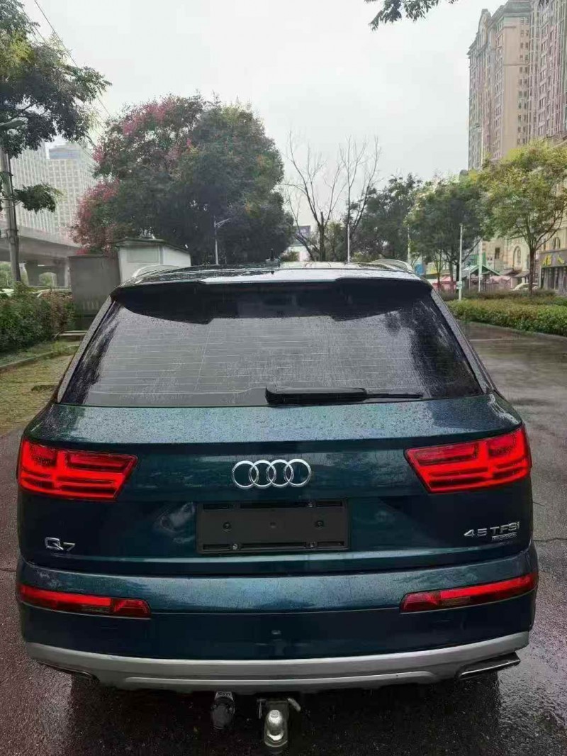 襄阳18年奥迪Q75
