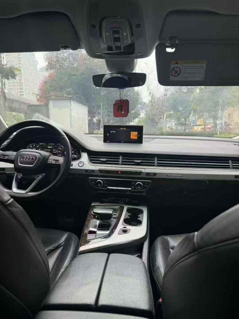 襄阳18年奥迪Q76
