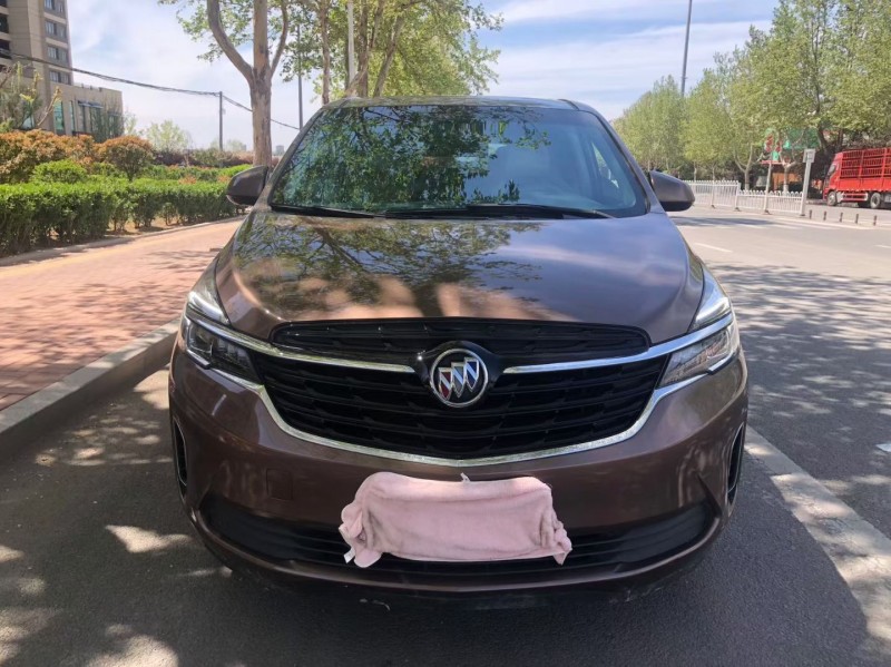 青岛20年别克GL81