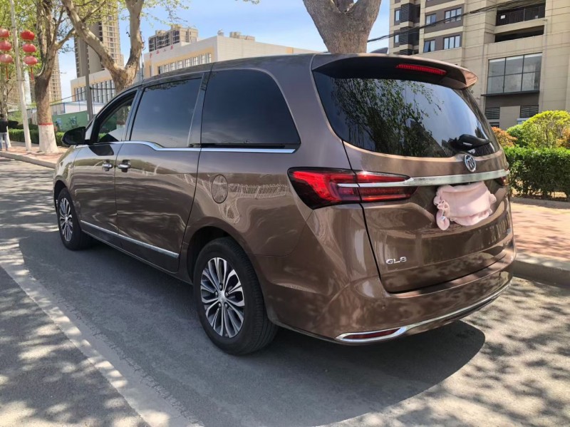 青岛20年别克GL87