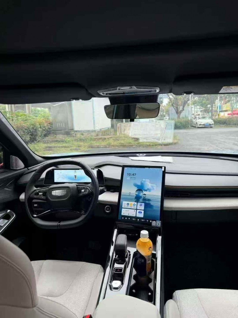 襄阳24年吉利博越6