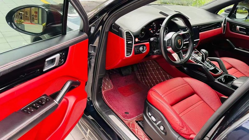 深圳20年保时捷卡宴4