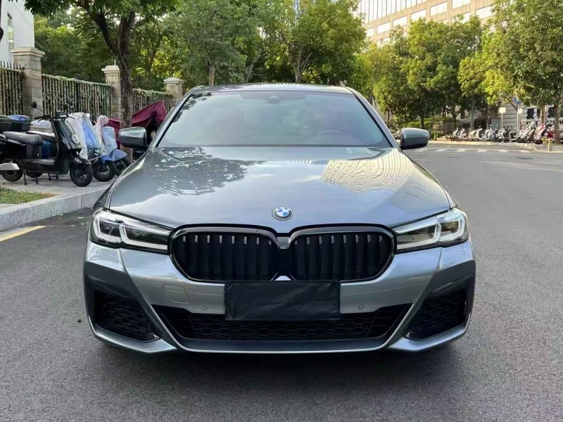 深圳22年宝马5系1