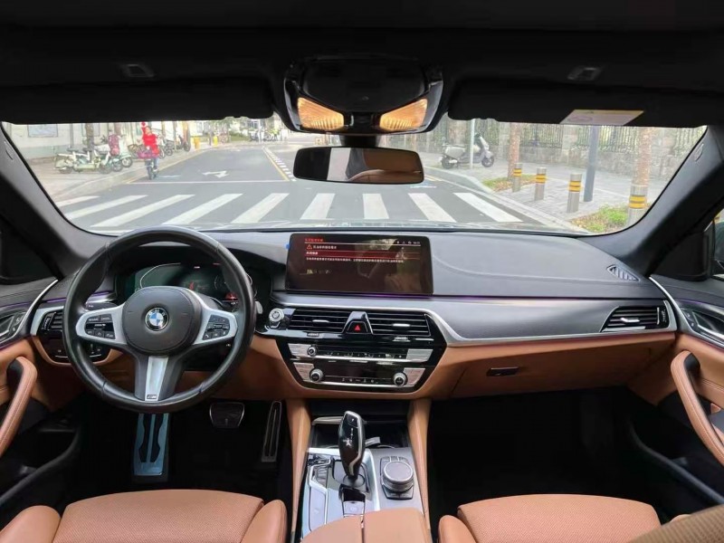 深圳22年宝马5系5