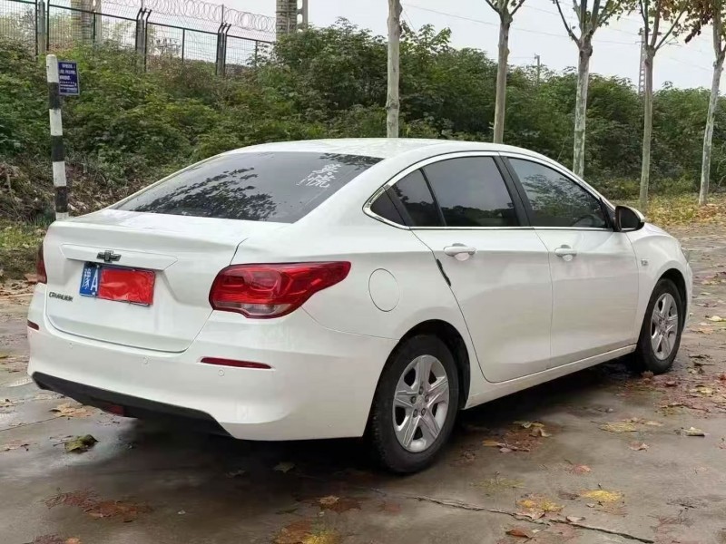 鹤壁18年雪佛兰科沃兹8