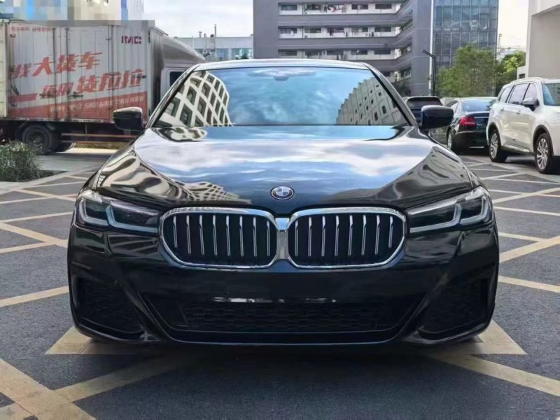 深圳22年宝马5系1