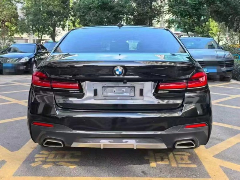 深圳22年宝马5系8