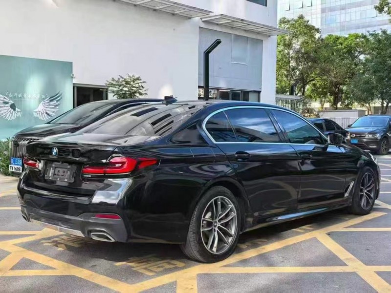深圳22年宝马5系9