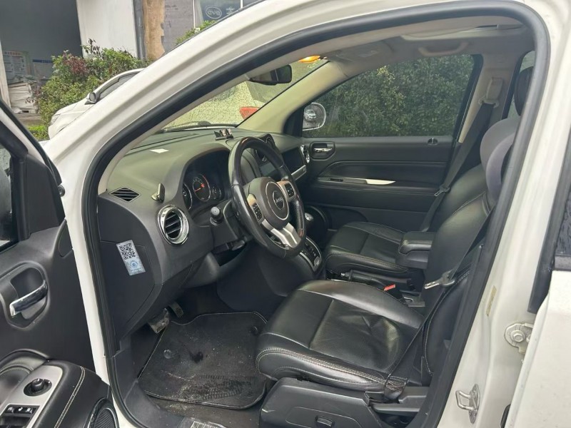 宿迁16年Jeep指南者4