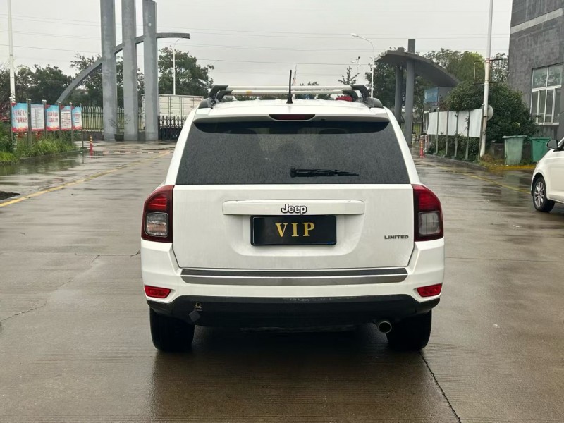 宿迁16年Jeep指南者9