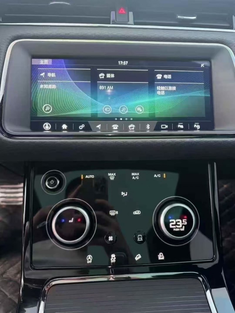 济宁20年路虎极光4